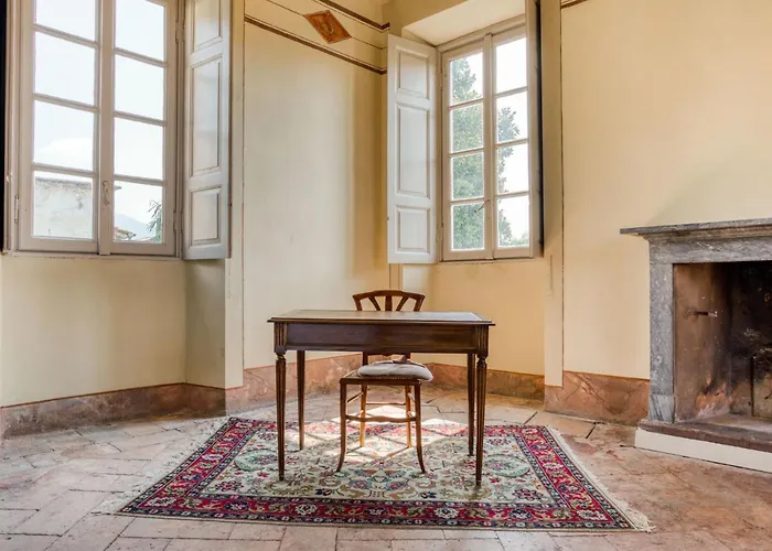 Casa vacanze Fuer 15 Personen In By Interhome Cittiglio